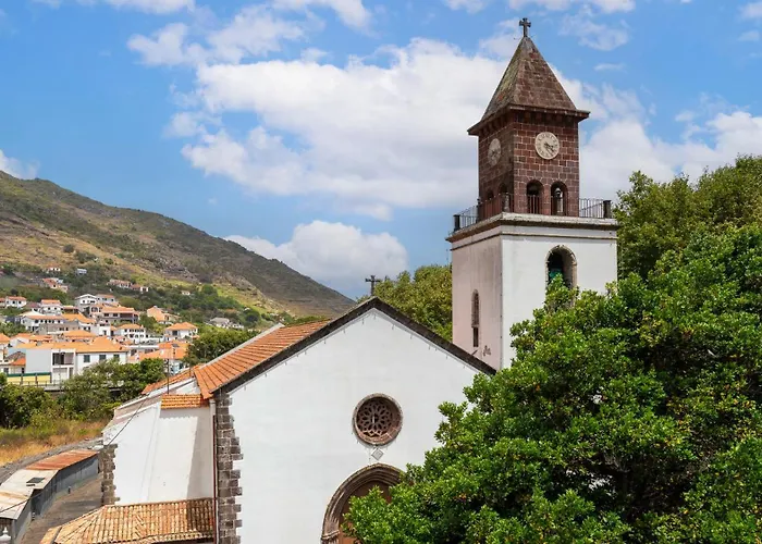 Village By Lovelystay Lägenhet